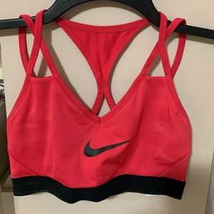 Sports bra